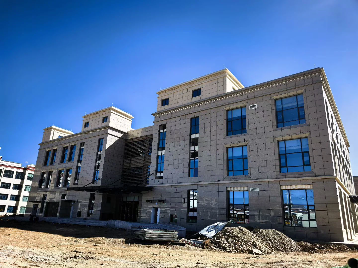 202510131329233956 202510131329233956